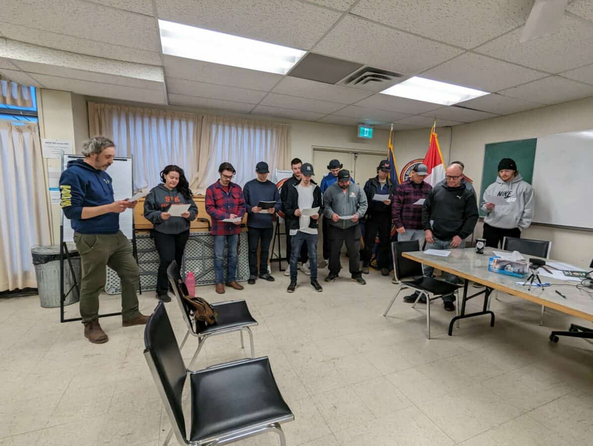 Welcome 12 New Members Sworn in at the Unit II Meeting in Kamloops – Electrical Workers Local 993