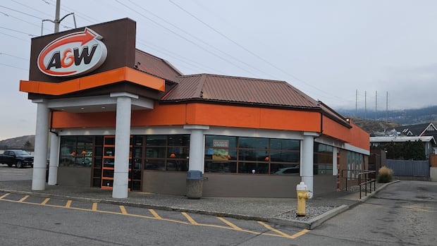 Staff at A&W in Kamloops, B.C., unionize in what organizers say is a first in Canada