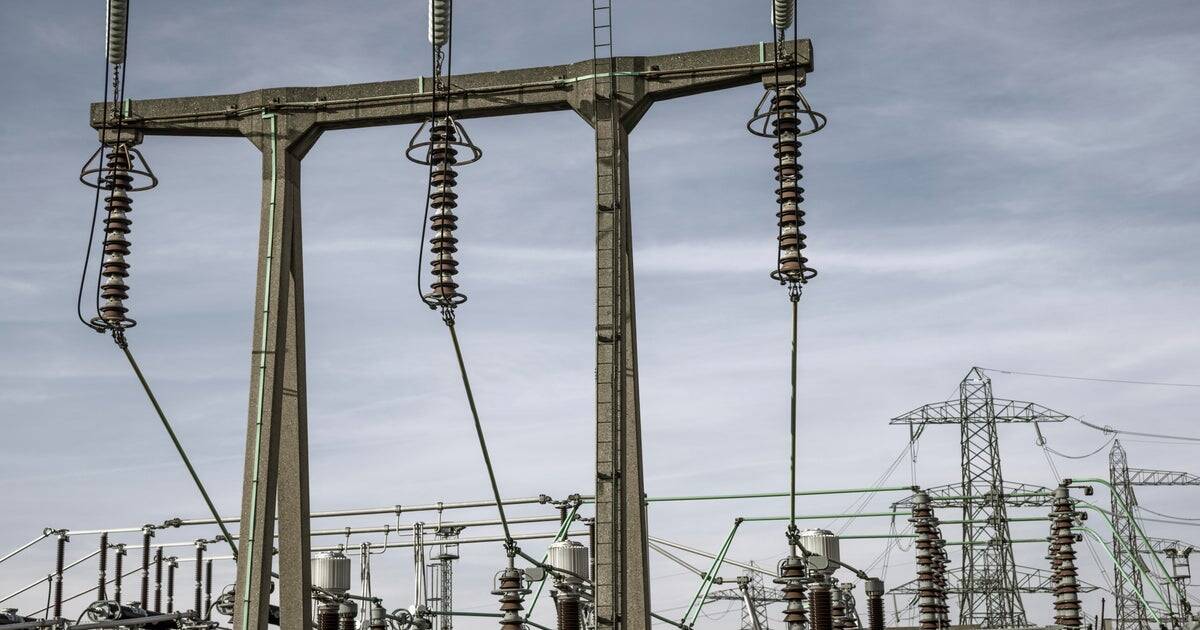 Canadian pleads guilty to shooting electrical substations in the Dakotas
