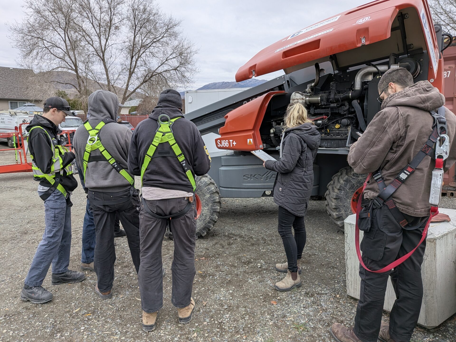 AWP and Fall Arrest Training in Kamloops - Canadian Electrical Worker