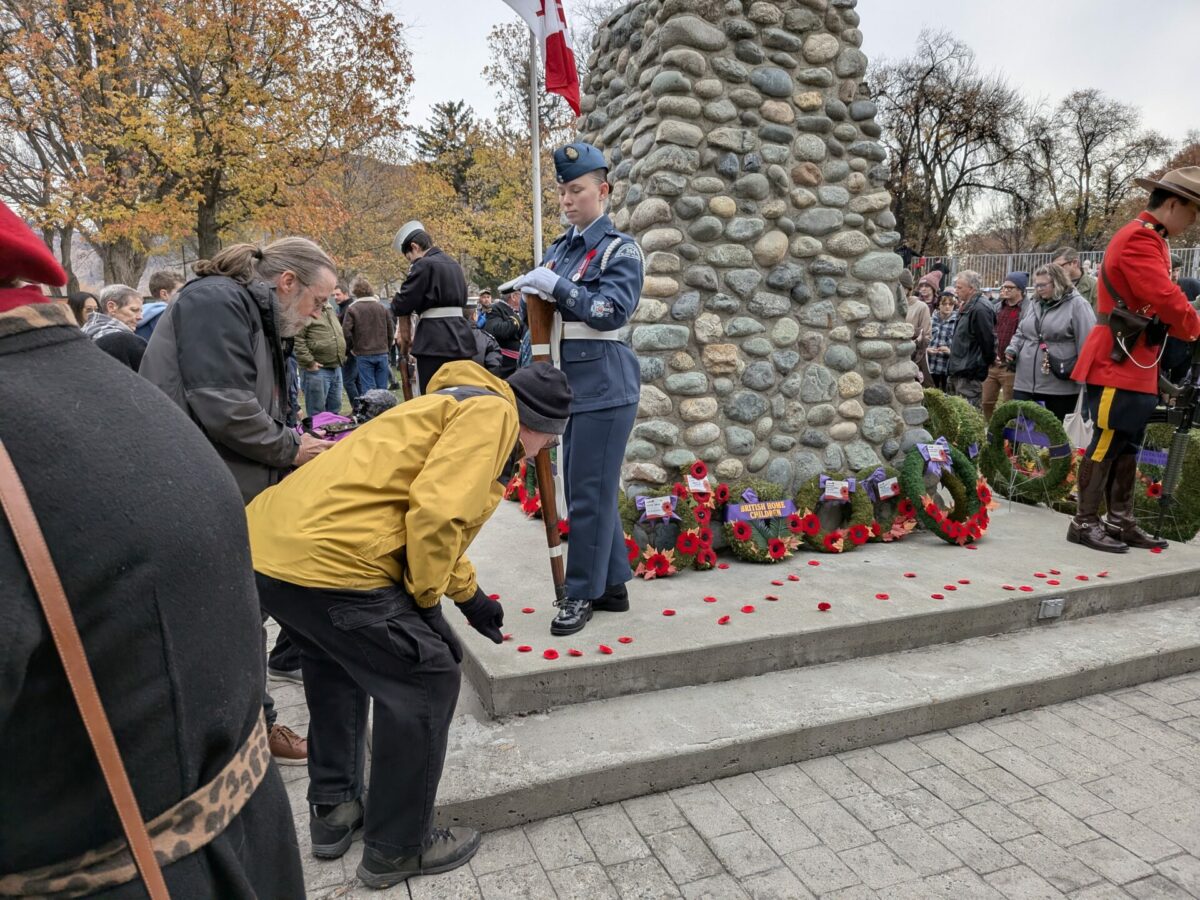 pxl 20251111 192856971