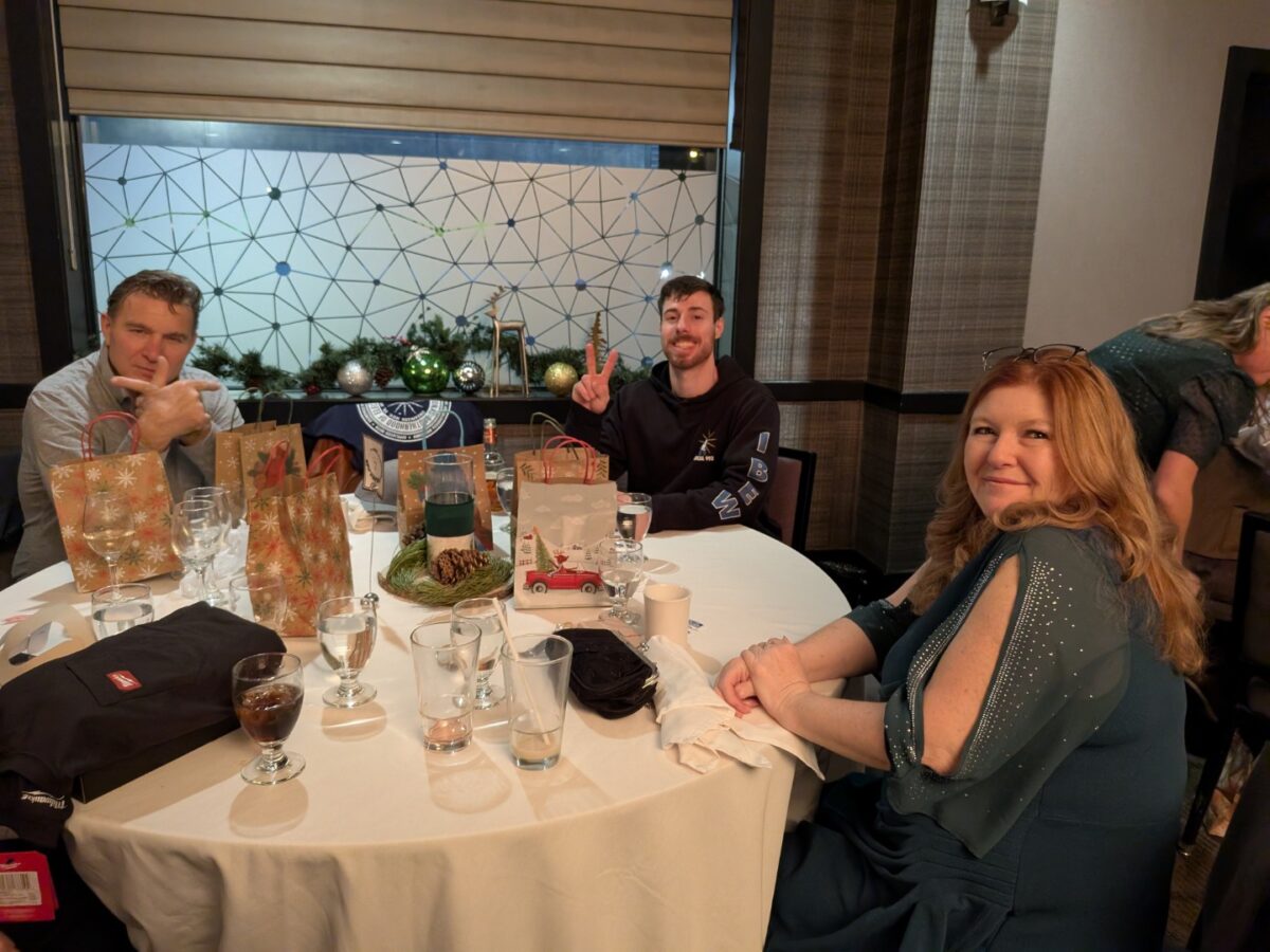 pxl 20251220 042745251 (custom)