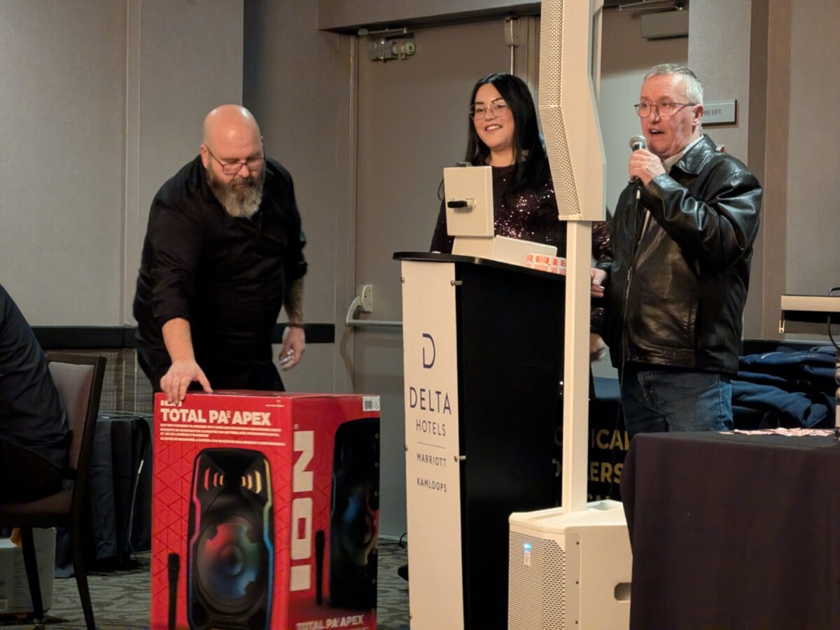 pxl 20251220 042433503.mp (custom)