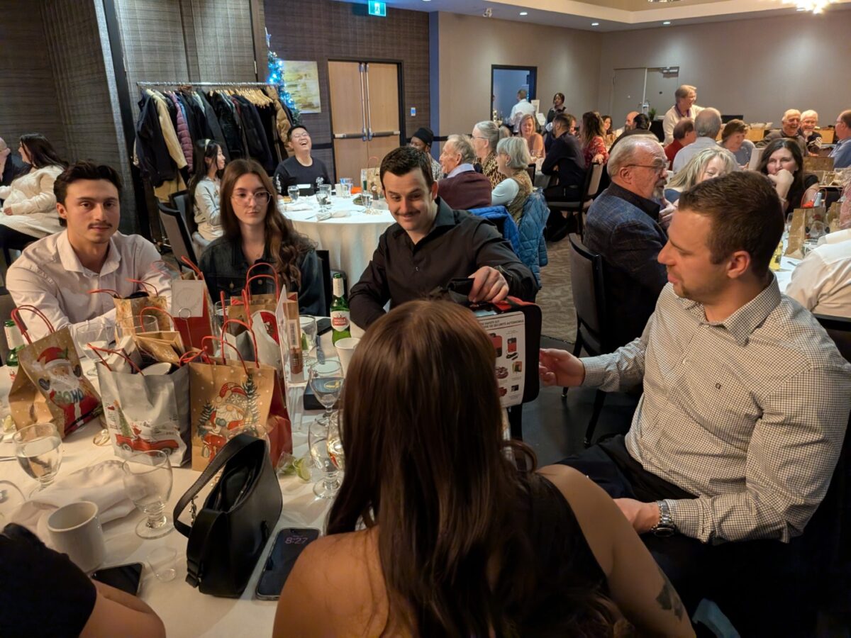 pxl 20251220 042800449 (custom)