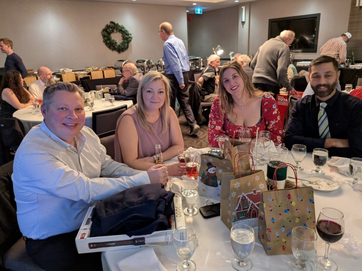 pxl 20251220 043504351 (custom)